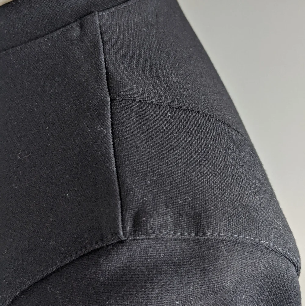 AKRIS Ponte Zip Fitted Black Sweater Top M Knit Minimalist Fine Gauge Designer - Picture 10 of 14